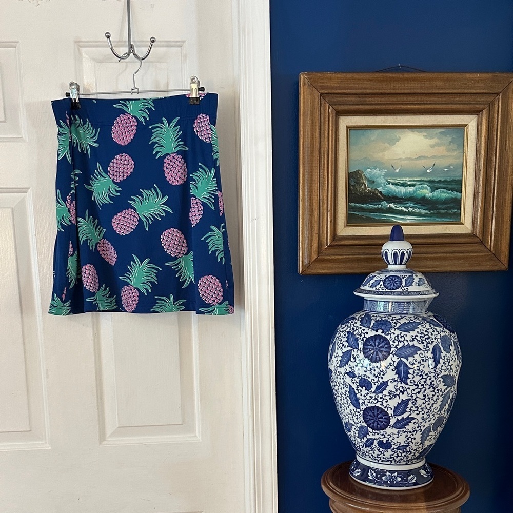 Escapada Living Navy & Green Pineapple Polyester & Spandex Athletic Skort Sz S